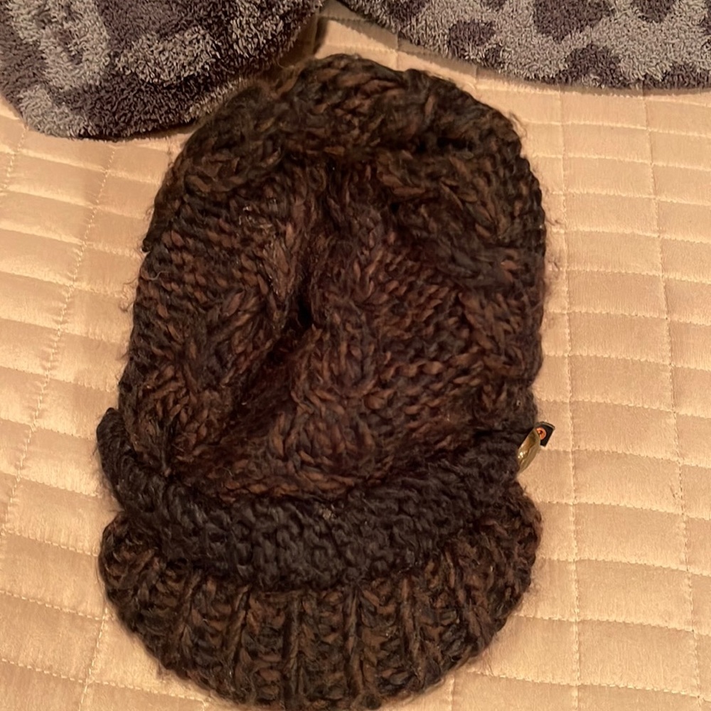 Lululemon Womens knit brim hat brown black tweed